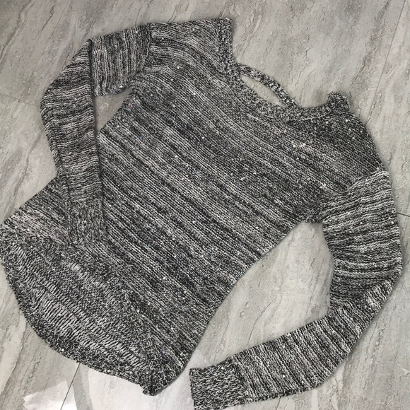 Material Girl Sweaters - 🆕Material Girl Knitted Sequin Sweater Top